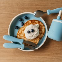 Smikkels - Kinderteller aus Silikon mit Besteck - Blau-3