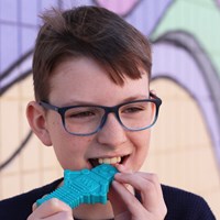 Ark Therapeutics Roboter Beißspielzeug MEGA RoboChew orange XXT-2
