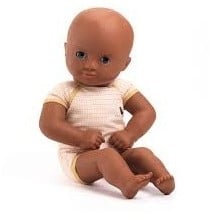 Djeco Gelb 32 cm Puppe zum Anziehen Pomea