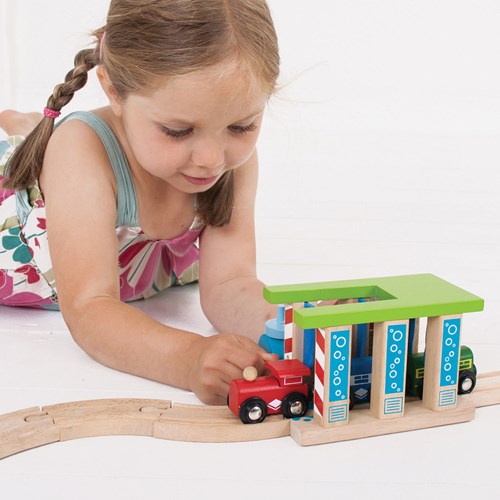 BigJigs Train Washer-3