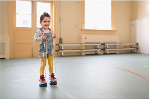 BS Toys Holz Laufstelzen Kinderspiel - Balance und Spaß Spielzeug-3