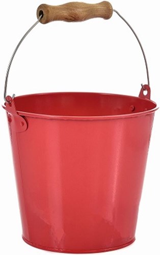 Emmer rood metaal  15 x 14 cm. 3+