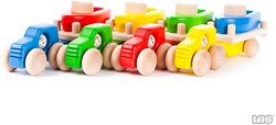 Bajo Holz 4x4 Spielzeugauto mit Anhänger und Boot - grün