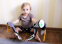 Mom's Care Baby Spielzeug weiches Aktivitätsbuch Kuh schwarz-weiß Kontrast-3