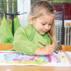 Beleduc Malschürze grün für Kinder - Malen und Basteln
