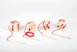 TickiT Holz Lacing Formen - Lernspielzeug für Feinmotorik