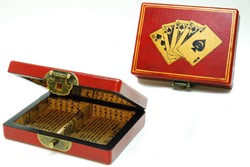 HOT Games Kiste China mit 2 Decks Pokerkarten