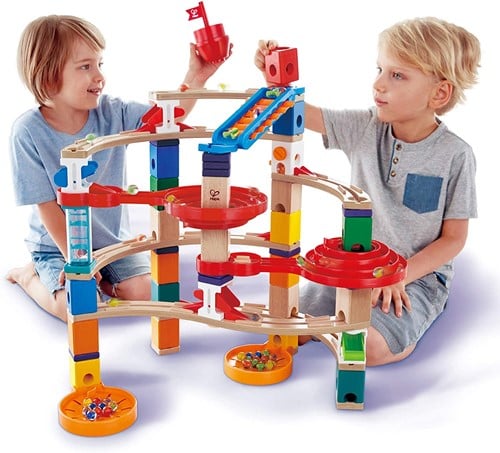 Hape E6024 - Super-Spiralburg, Quadrilla Kugelbahn, Konstruktionsspielzeug mit umfangreichem Zubehör, 129 teilig, aus Holz, ab 4 Jahren, mehrfarbig-2