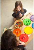 Grapat jouet en bois Rainbow Dishes assiettes colorées set-3