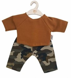 Hollie Poppenbroek en -shirt camouflage ochre