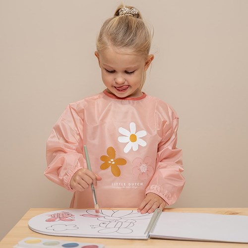 Bambolino Toys Bastelschürze Little Dutch - rosa Blumenmuster für Kinder-3