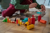 Grapat coffret de jeu LO figurines en bois 36 pièces couleurs de base-2