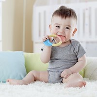 Hape Beißring Baby - Zahnungshilfe aus Reismaterial, sicher und bunt-3