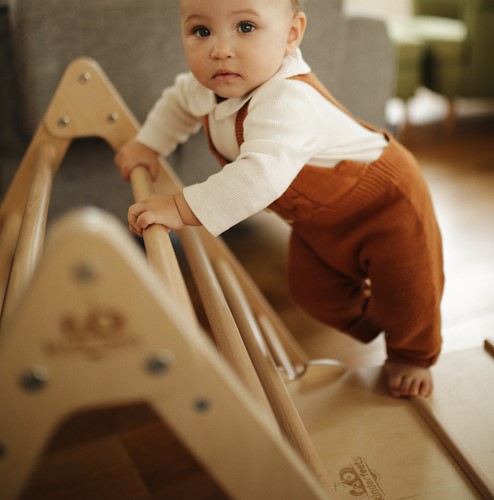 Kinderfeets Pikler Medium Triangle 7
