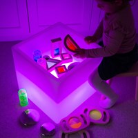 TickiT sensorischer Spielwürfel LED Licht wasserfest Lernspielzeug-3
