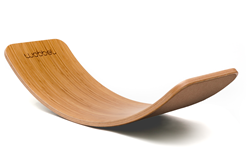Wobbel Balanceboard mit Filz Rinde